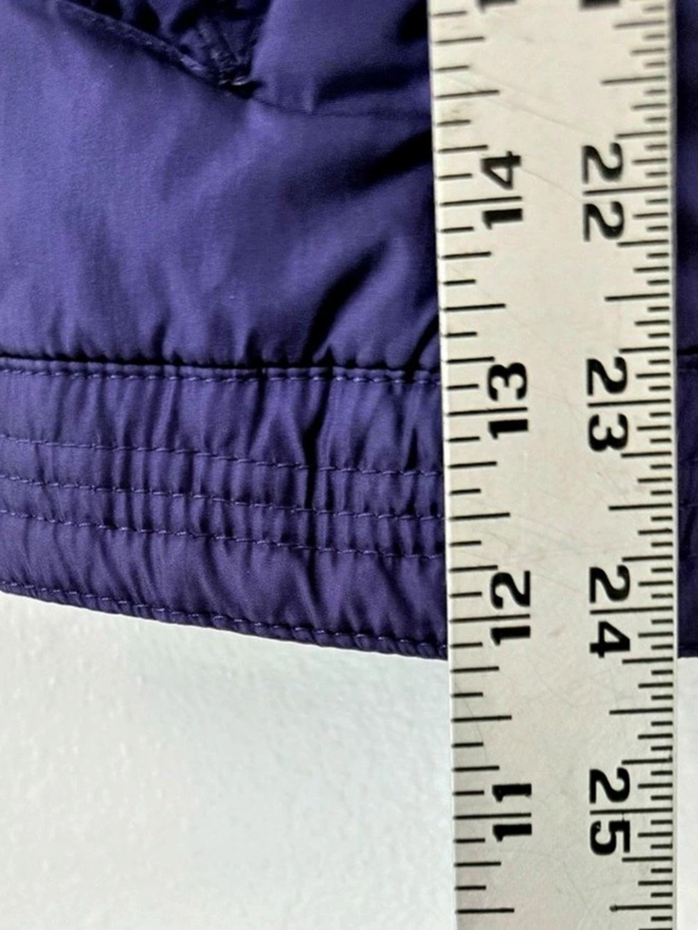 New York & Company Puffer Vest Purple Size Medium - Picture 4 of 5